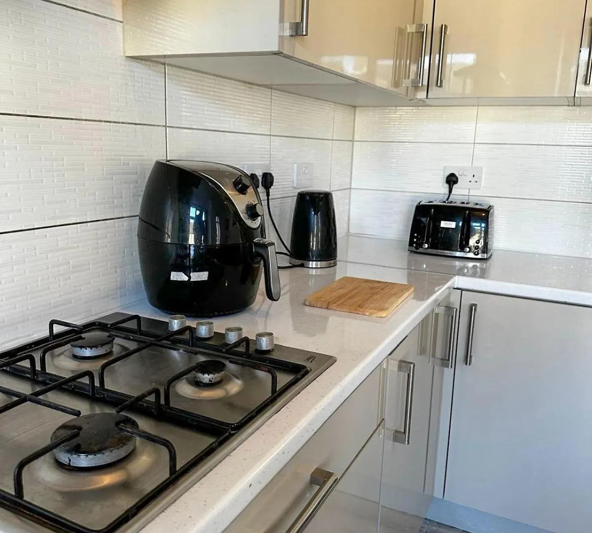 Stylish 3-Bedroom Apartment Southall United Kingdom